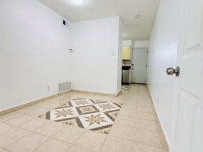 6405 Westward Street 96, Houston TX 77081