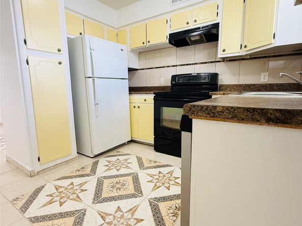 6405 Westward Street 96, Houston TX 77081