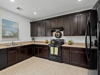 914 Bandon Lane