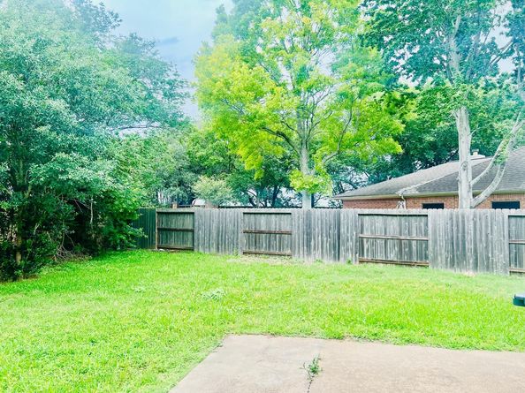 110 Chandler Court, Sugar Land TX 77479