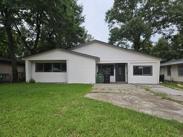 5326 Dewberry Street, Houston TX 77021