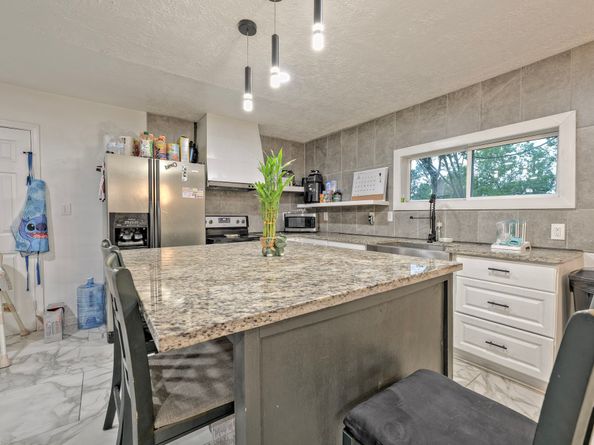 826 Rosewick Street, Houston TX 77015