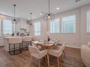 2804 Grand Fountains Drive F, Houston TX 77054