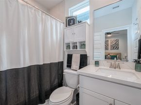 2804 Grand Fountains Drive F, Houston TX 77054