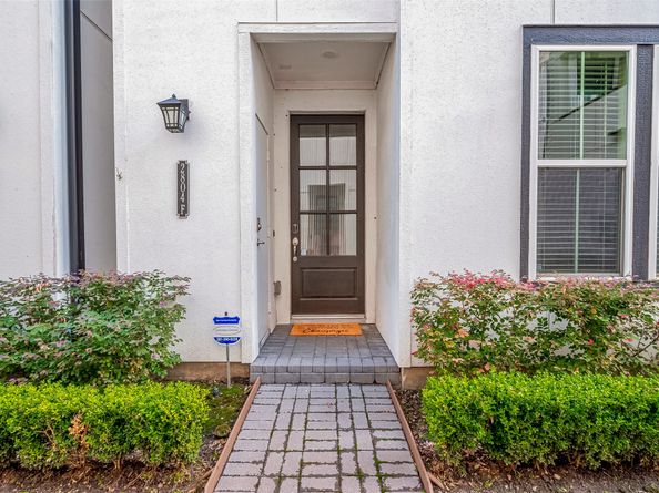 2804 Grand Fountains Drive F, Houston TX 77054