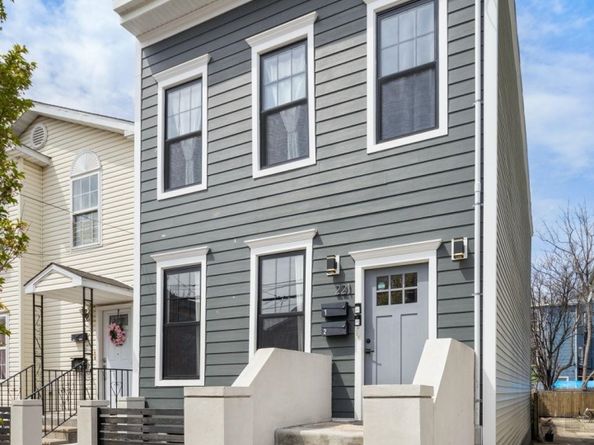 221 Whiton St, Jersey City NJ 07304