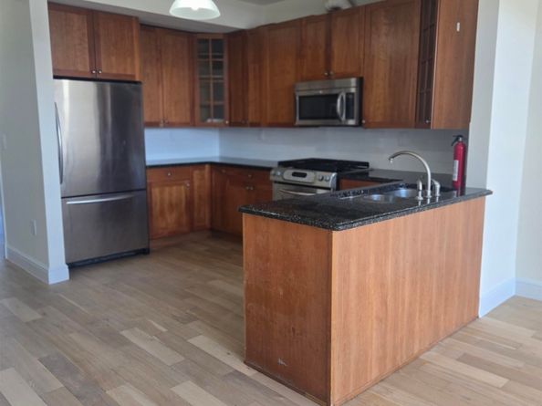 300 Communipaw Ave 214, Jersey City NJ 07304