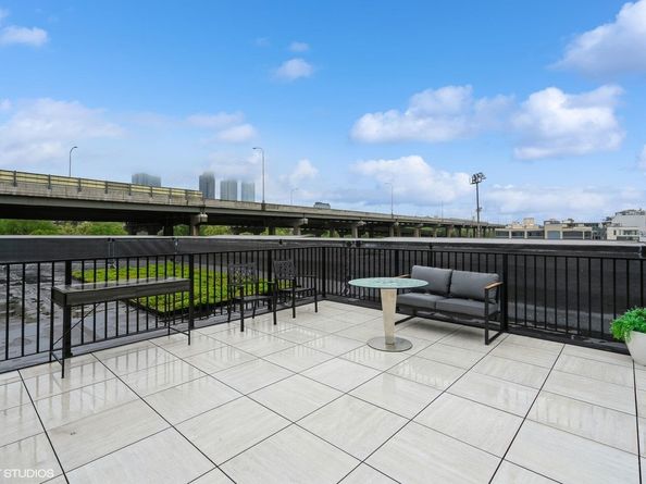 425 3rd St 401, Jersey City NJ 07302
