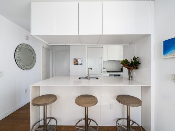 99 Hudson St 3001, Jersey City NJ 07302