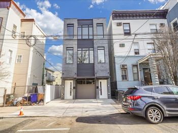 810 6th St