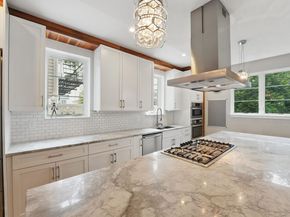 26 Hudson Terrace, Edgewater NJ 07020