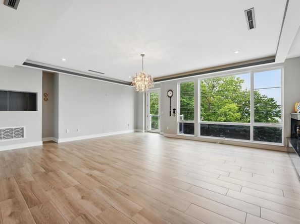 26 Hudson Terrace, Edgewater NJ 07020