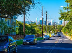 2804 Treble LN 902, Austin TX 78704