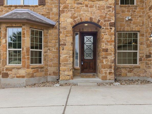 401 Spanish Mustang DR, Cedar Park TX 78613