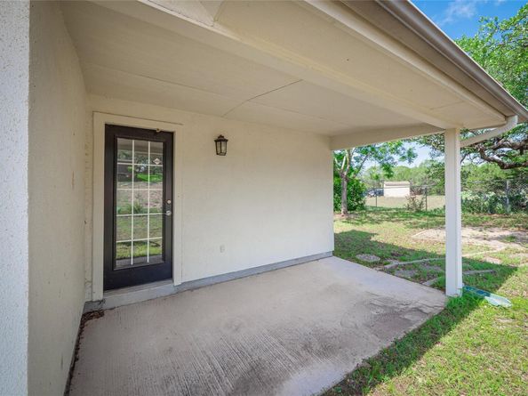 2312 Mac Arthur Ave, Lago Vista TX 78645