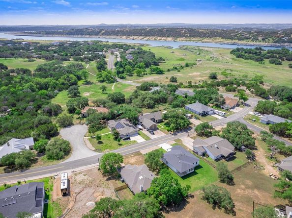 2312 Mac Arthur Ave, Lago Vista TX 78645