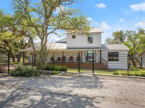 1405 Cat Hollow Club DR, Spicewood TX 78669