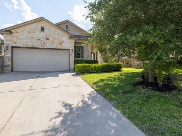 1103 Sunny Meadows LOOP, Georgetown TX 78626