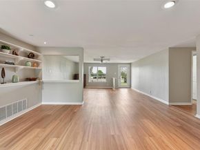 406 E 2nd ST, Georgetown TX 78626