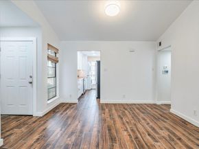 1601 Faro DR 1402, Austin TX 78741