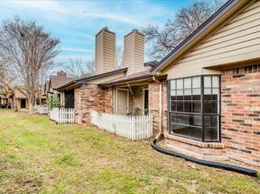 1601 Faro DR 1402, Austin TX 78741