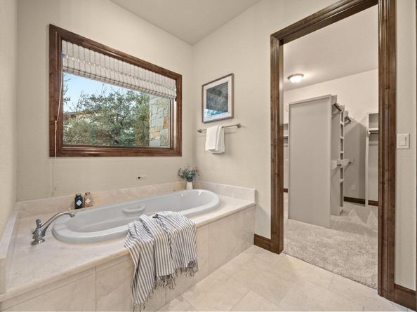 3809 Verano DR, Austin TX 78735