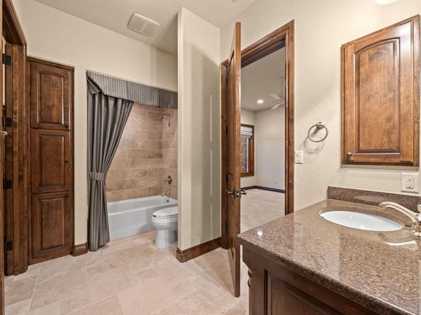 3809 Verano DR, Austin TX 78735