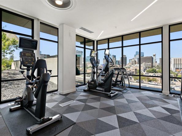 800 Embassy DR 537, Austin TX 78702