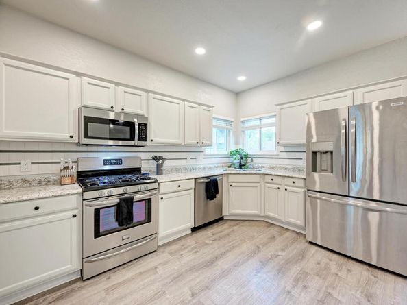 2508 Eastwood LN, Round Rock TX 78664