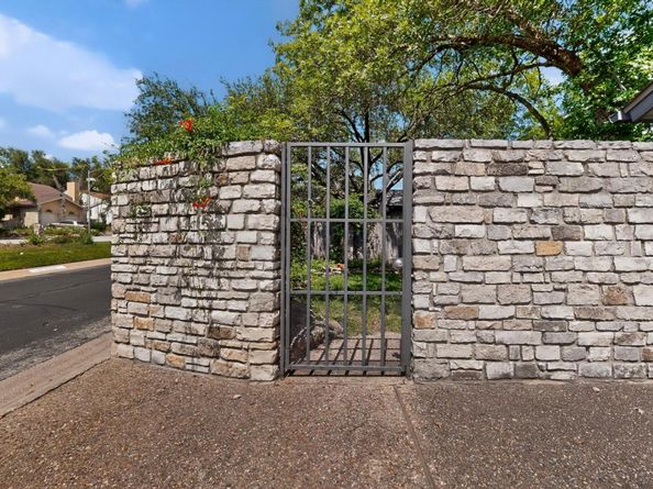 5107 McKittrick Canyon DR, Austin TX 78759