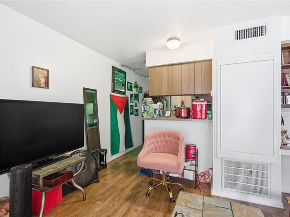 2801 Hemphill PARK A103, Austin TX 78705