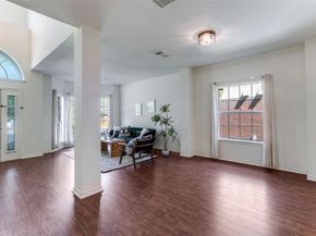 6605 Oasis DR, Austin TX 78749