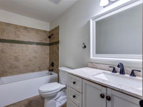 6605 Oasis DR, Austin TX 78749