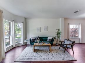 6605 Oasis DR, Austin TX 78749