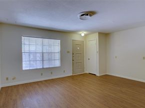 8204 Exmoor Dr, Austin TX 78757