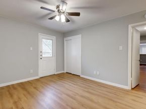 8204 Exmoor Dr, Austin TX 78757