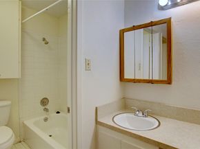 8204 Exmoor Dr, Austin TX 78757