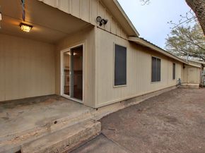 8204 Exmoor Dr, Austin TX 78757