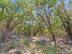 635 Ivean Pearson RD, Lago Vista TX 78645