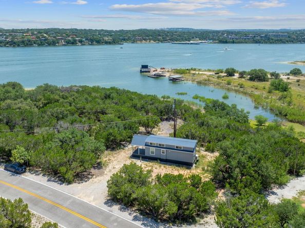 635 Ivean Pearson RD, Lago Vista TX 78645