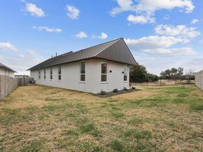 112 Red Maple LN, Georgetown TX 78628