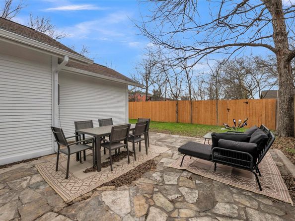 2712 E 22nd ST, Austin TX 78722