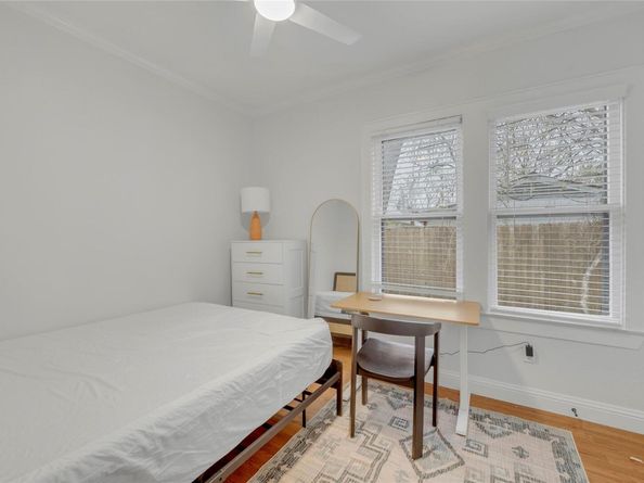 2712 E 22nd ST, Austin TX 78722