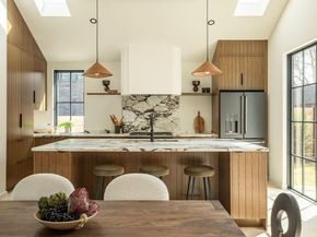 2015 Holland Ave, Austin TX 78704