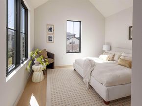 2015 Holland Ave, Austin TX 78704