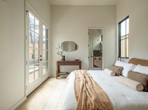 2015 Holland Ave, Austin TX 78704