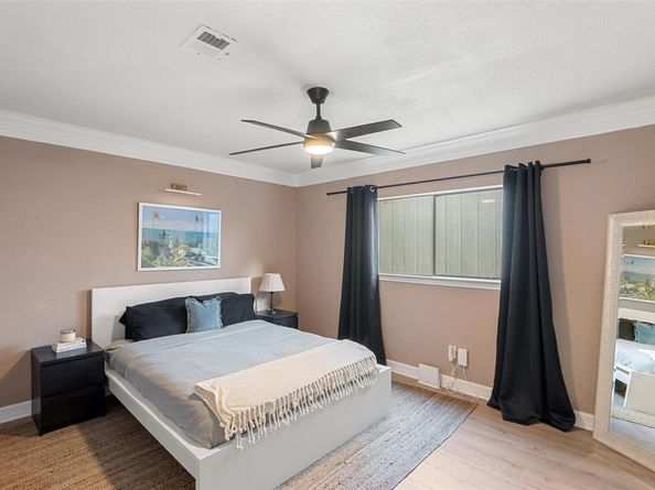 9833 Briar Ridge DR, Austin TX 78748