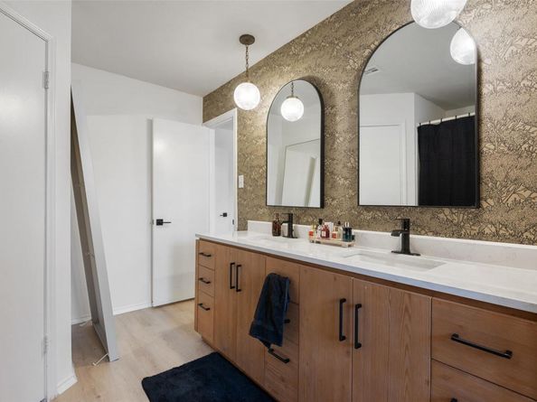 9833 Briar Ridge DR, Austin TX 78748