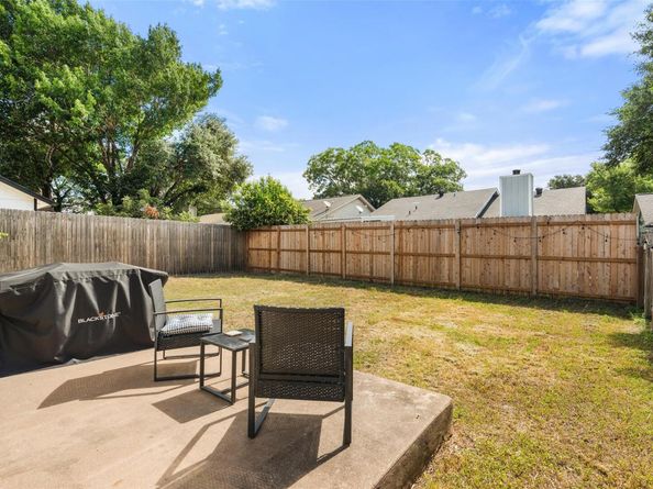 9833 Briar Ridge DR, Austin TX 78748