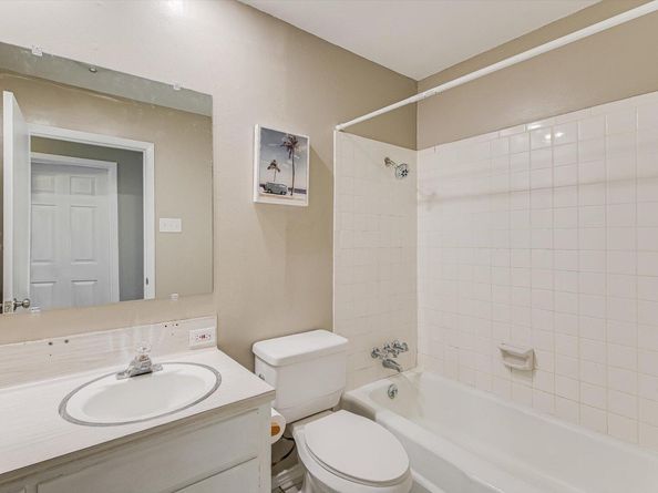 8711 Bridgeport DR, Austin TX 78758